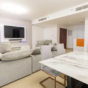  Hostal Travel Hub Premium