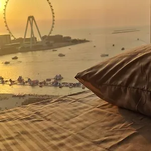 1 World Property, Jbr, Award Winning Hostel, Coliving, Near Metro Dubai